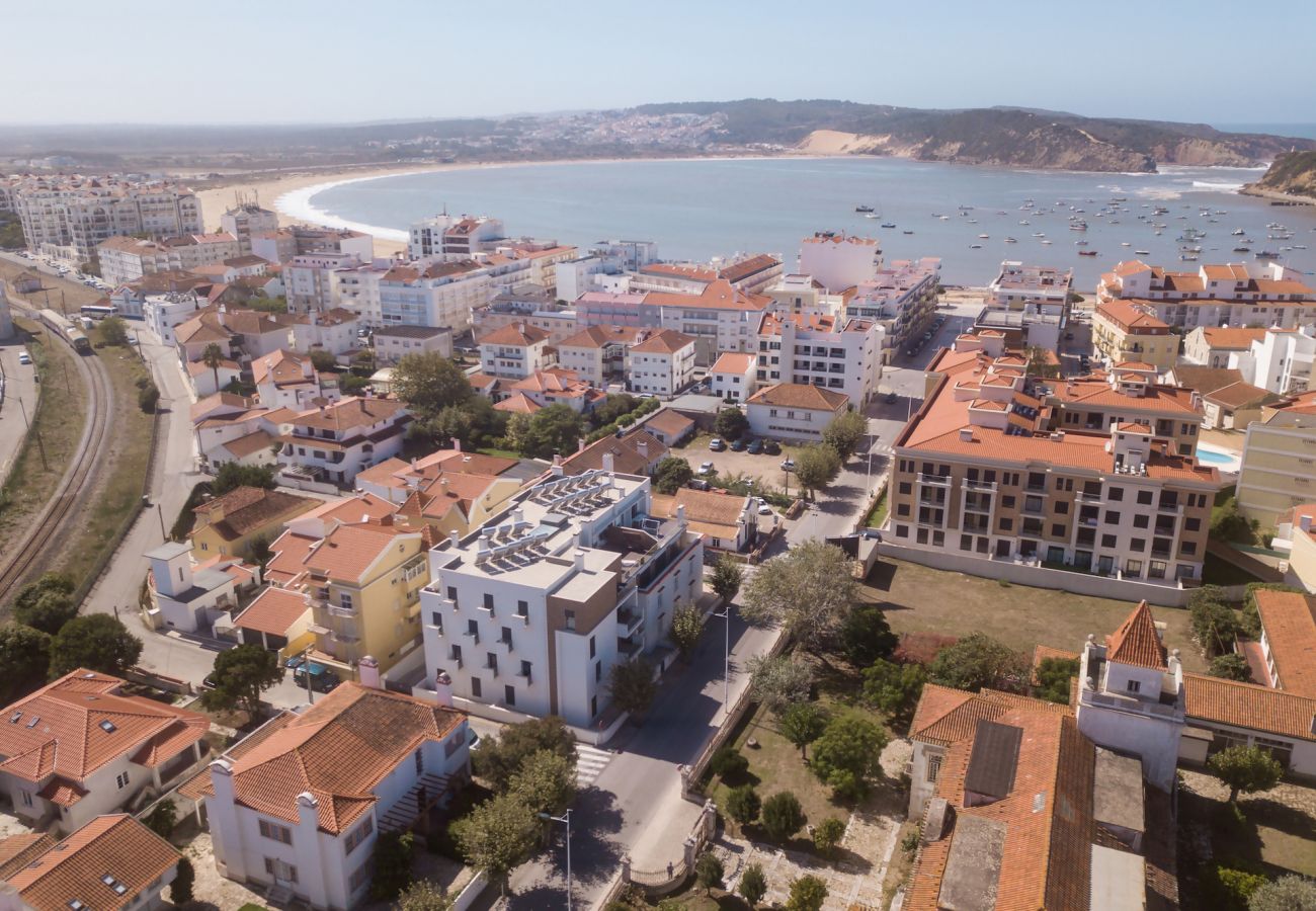 Villa em São Martinho do Porto - Villa Floresta - Villa de Férias com Piscina Privada By SCH