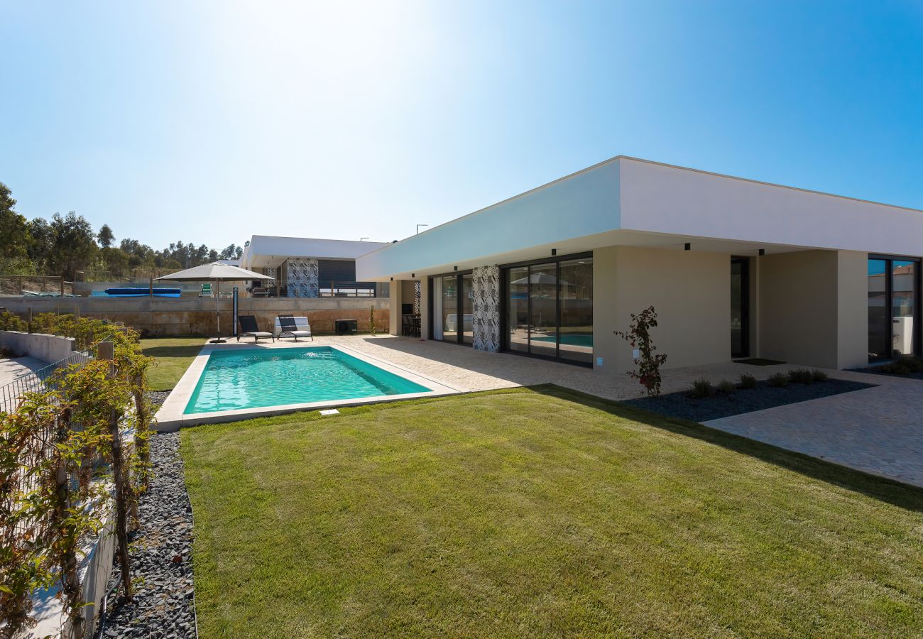 Casa de Férias, Família, Piscina Privada, Salir do Porto