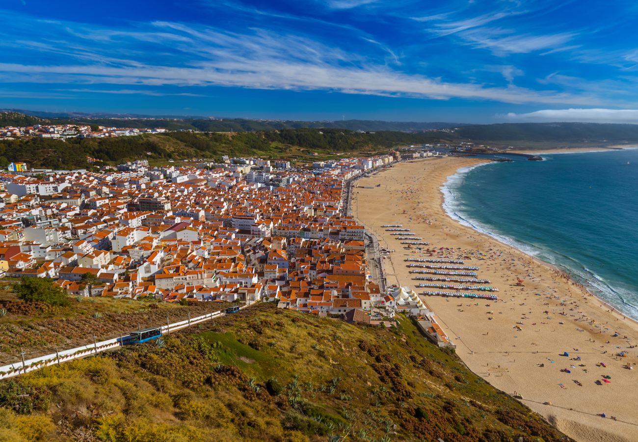 Apartamento T2 na Nazaré,Portugal.Próximo às praias e atrações locais