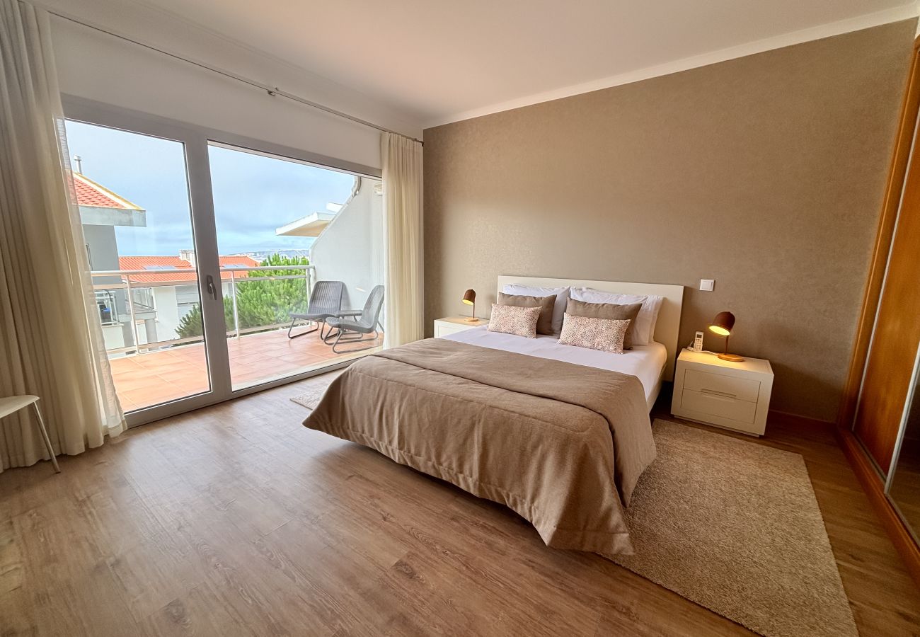 Villa a Nazaré - Casa 3 Camere da letto con vista mare e piscina - Ideale per famiglie