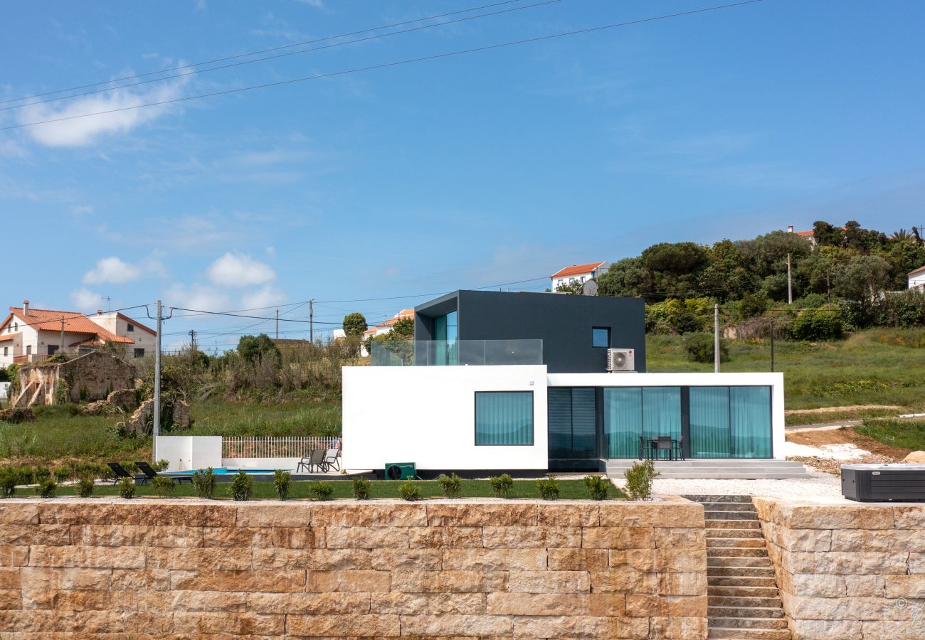 Villa a Serra do Bouro - Villa Natureza - Villa de Férias com Piscina Privada e Jacuzzi da SCH